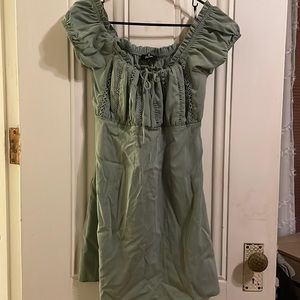 EUC Lulu’s Sage Green Off The Shoulder Mini Dress Women’s Size L